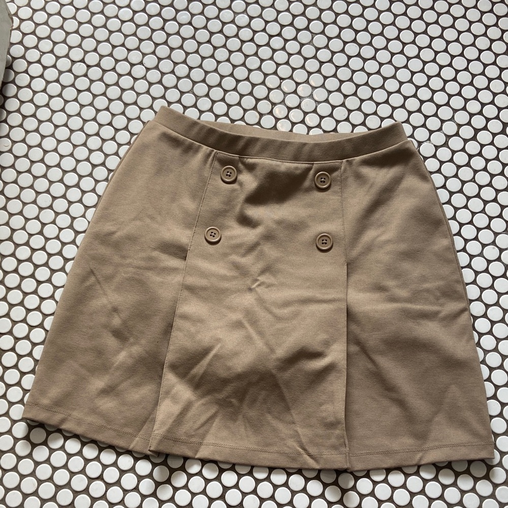 Lands’ End khaki school uniform skirt/skort